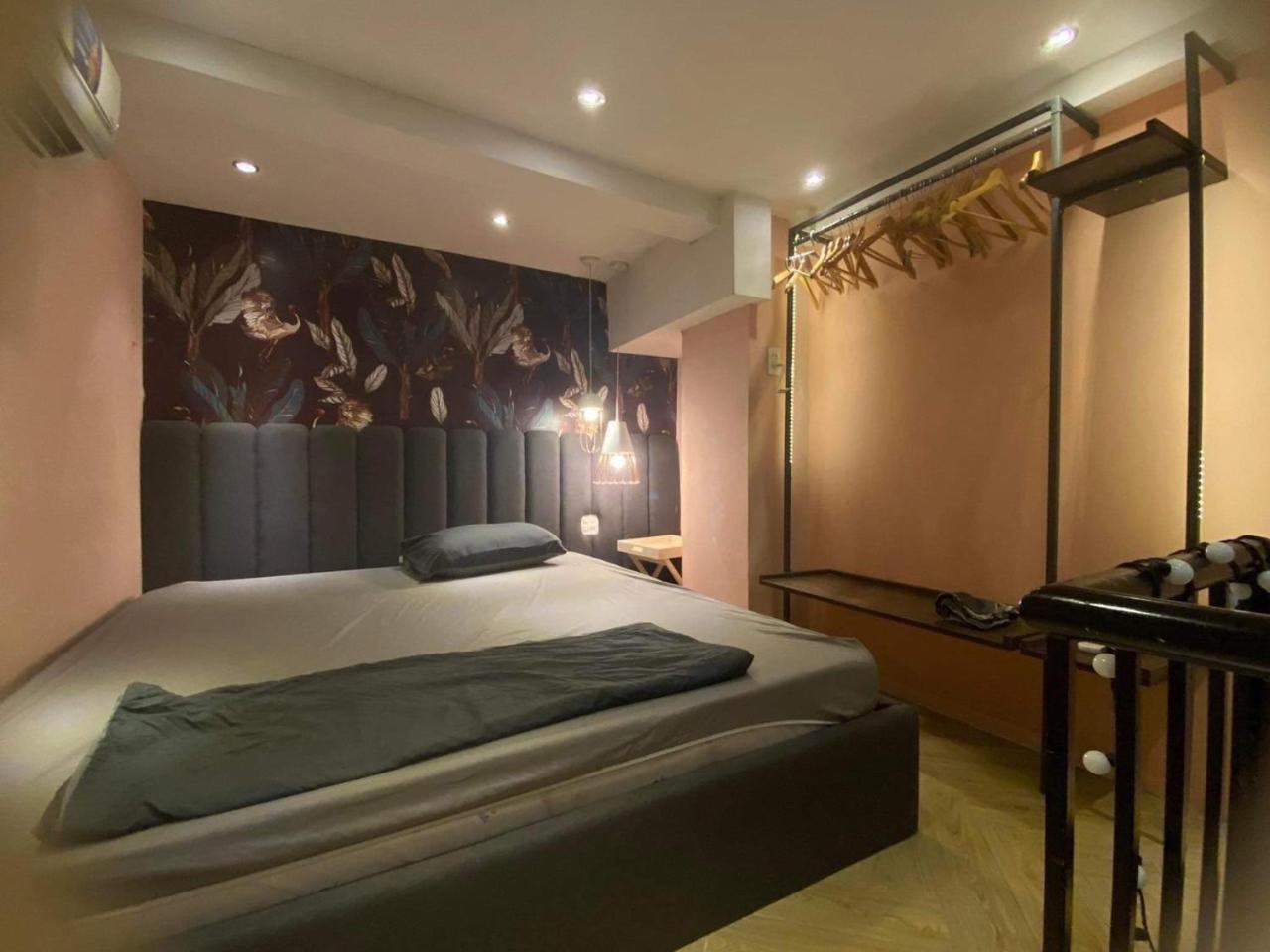 Nha Yen 1 Bed 2 Beds Hotel Homestay Hostel カントー エクステリア 写真