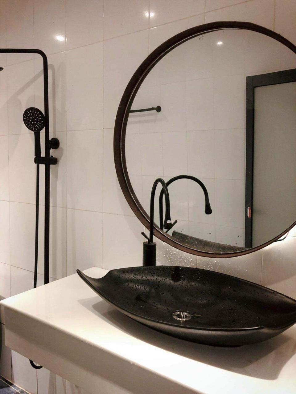 Nha Yen 1 Bed 2 Beds Hotel Homestay Hostel カントー エクステリア 写真